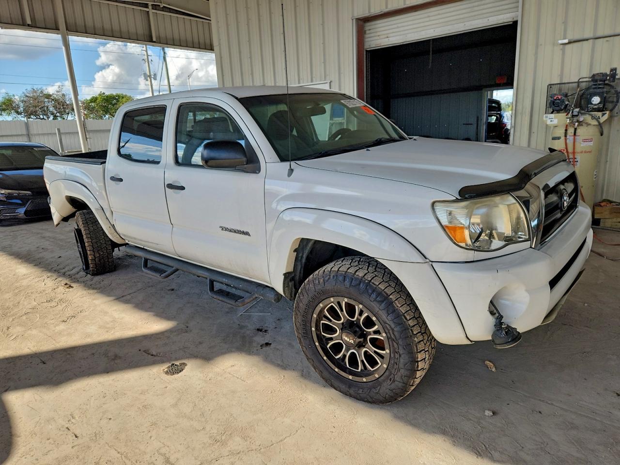 2007 TOYOTA TACOMA DOUBLE CAB PRERUNNER photo 4