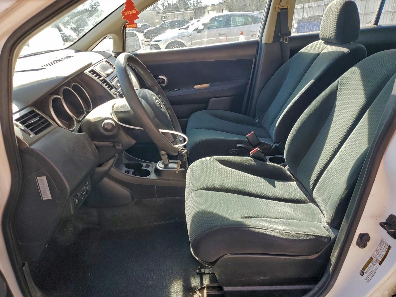 2012 NISSAN VERSA S photo 13