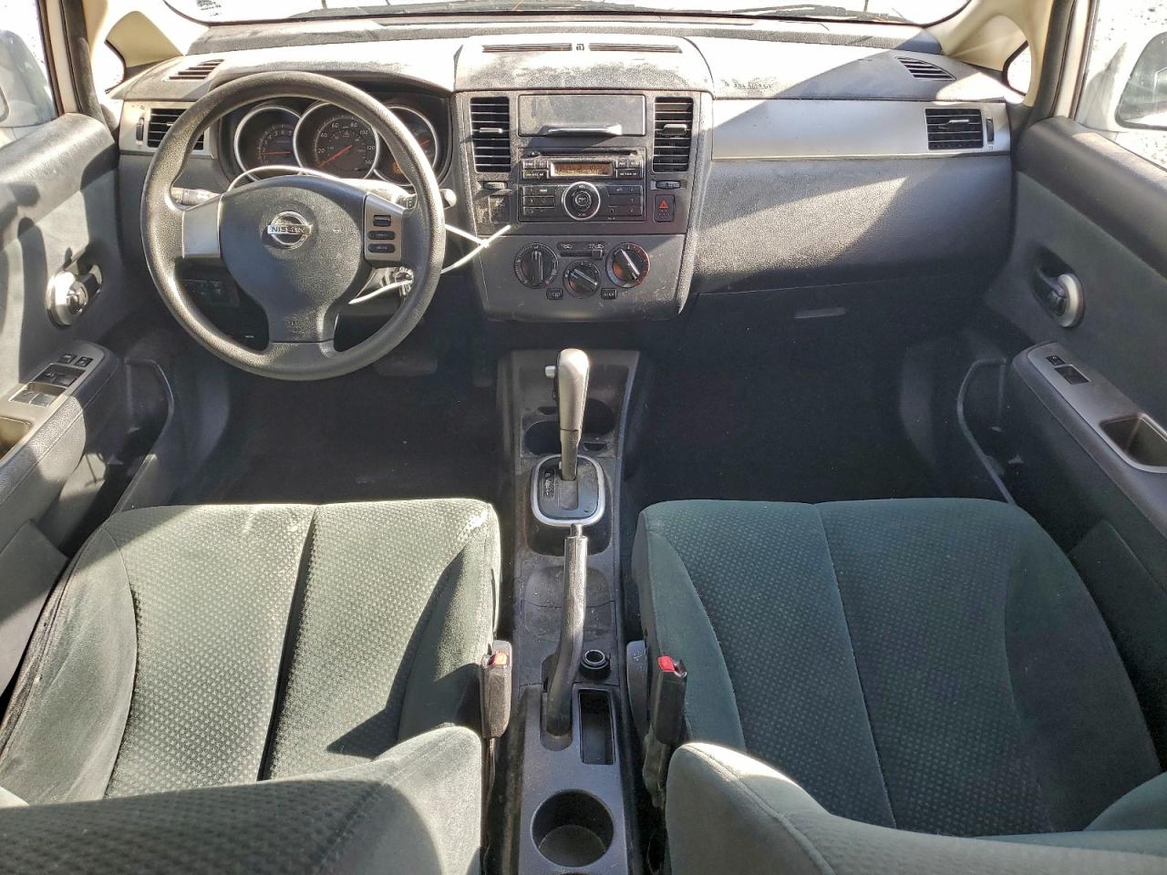 2012 NISSAN VERSA S photo 15