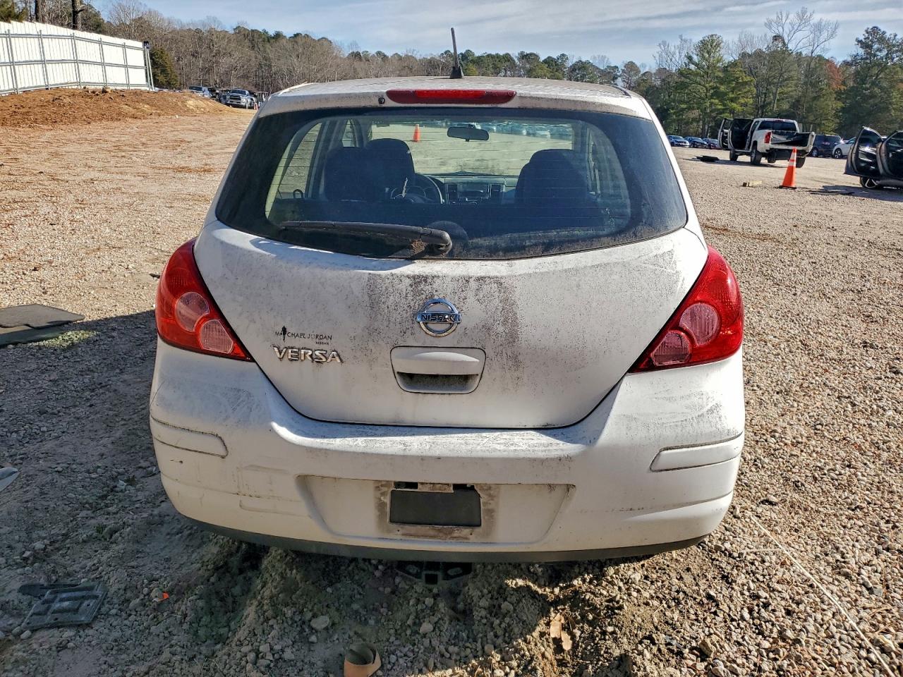 2012 NISSAN VERSA S photo 11