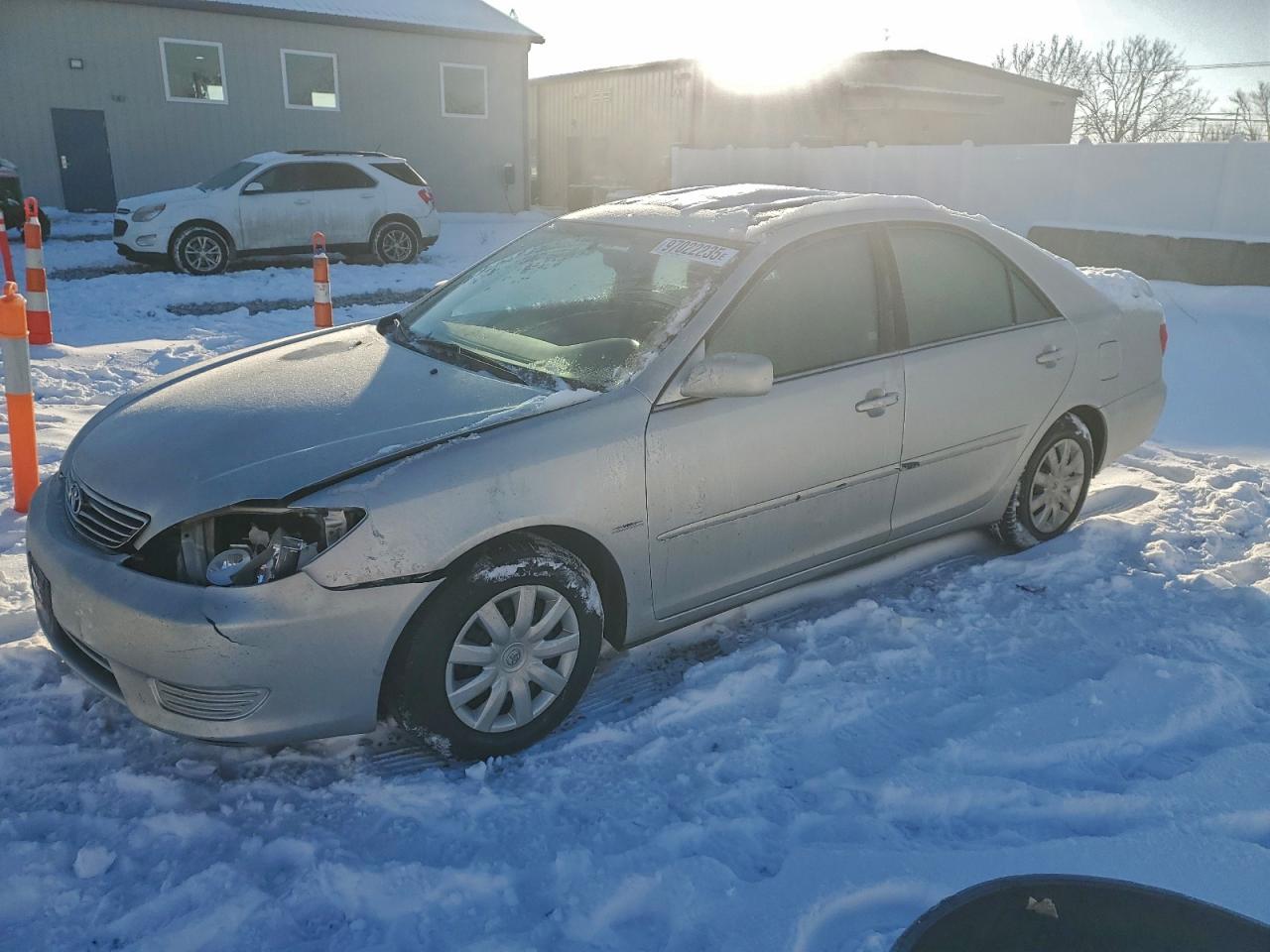 2005 TOYOTA CAMRY