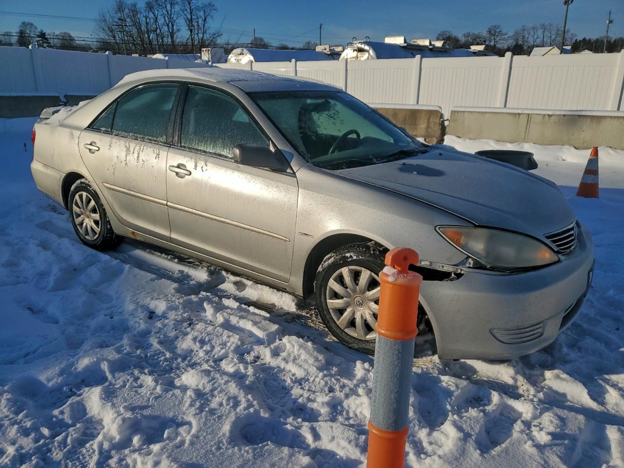 2005 TOYOTA CAMRY LE photo 7