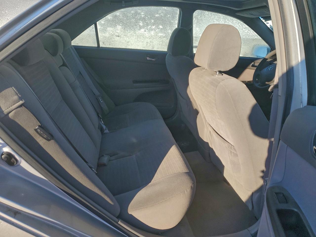 2005 TOYOTA CAMRY LE photo 19