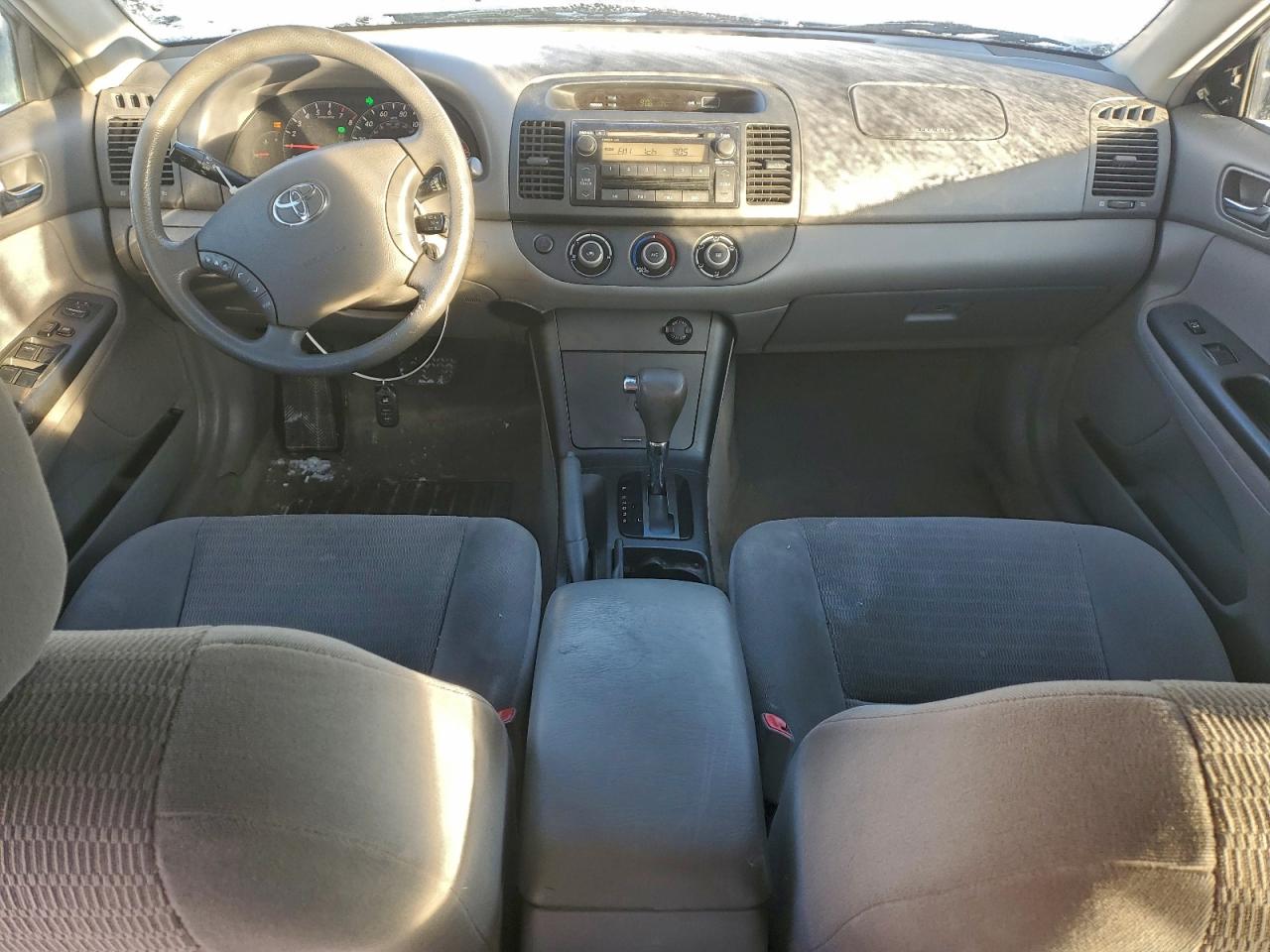 2005 TOYOTA CAMRY LE photo 15
