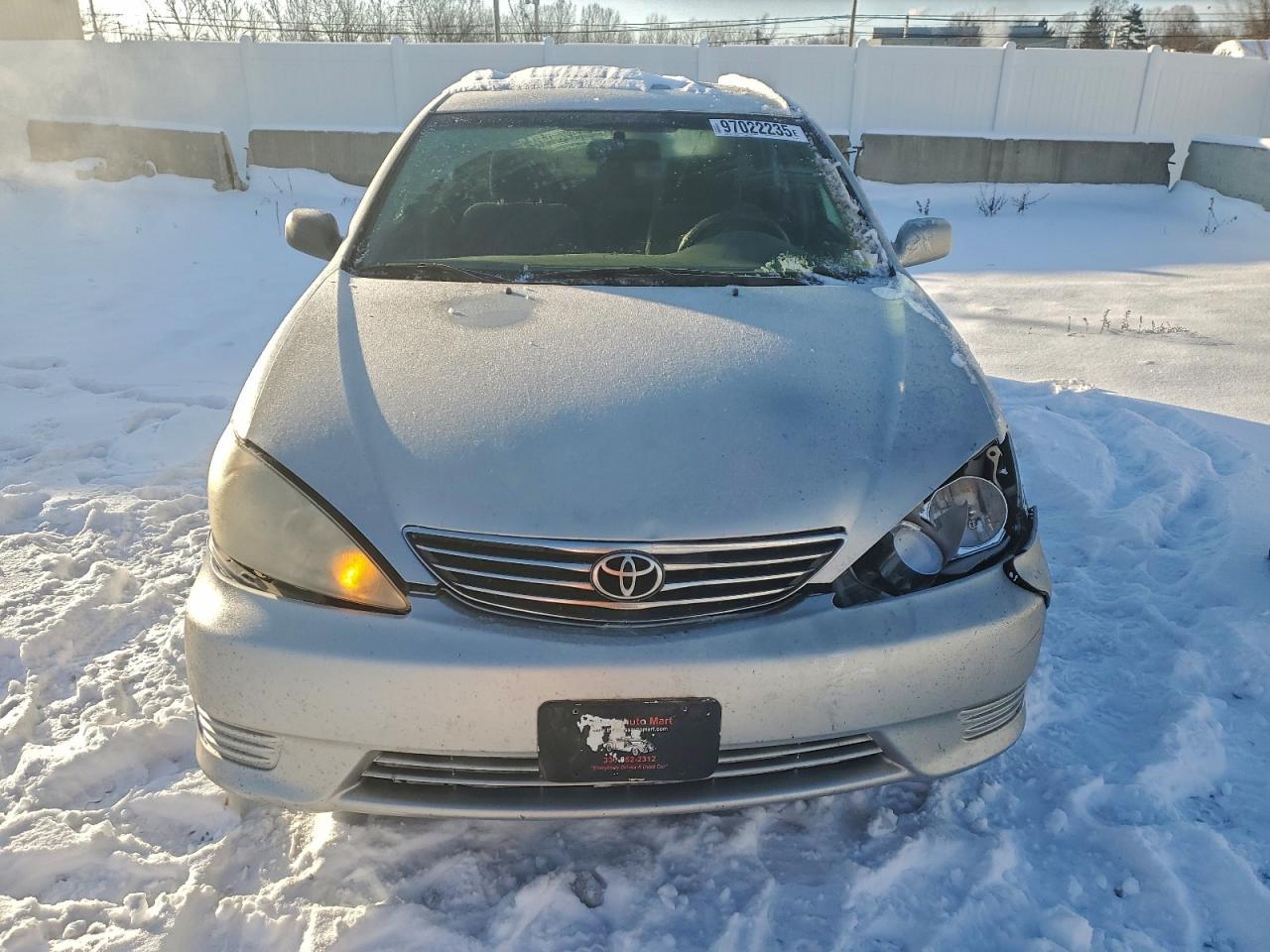 2005 TOYOTA CAMRY LE photo 9