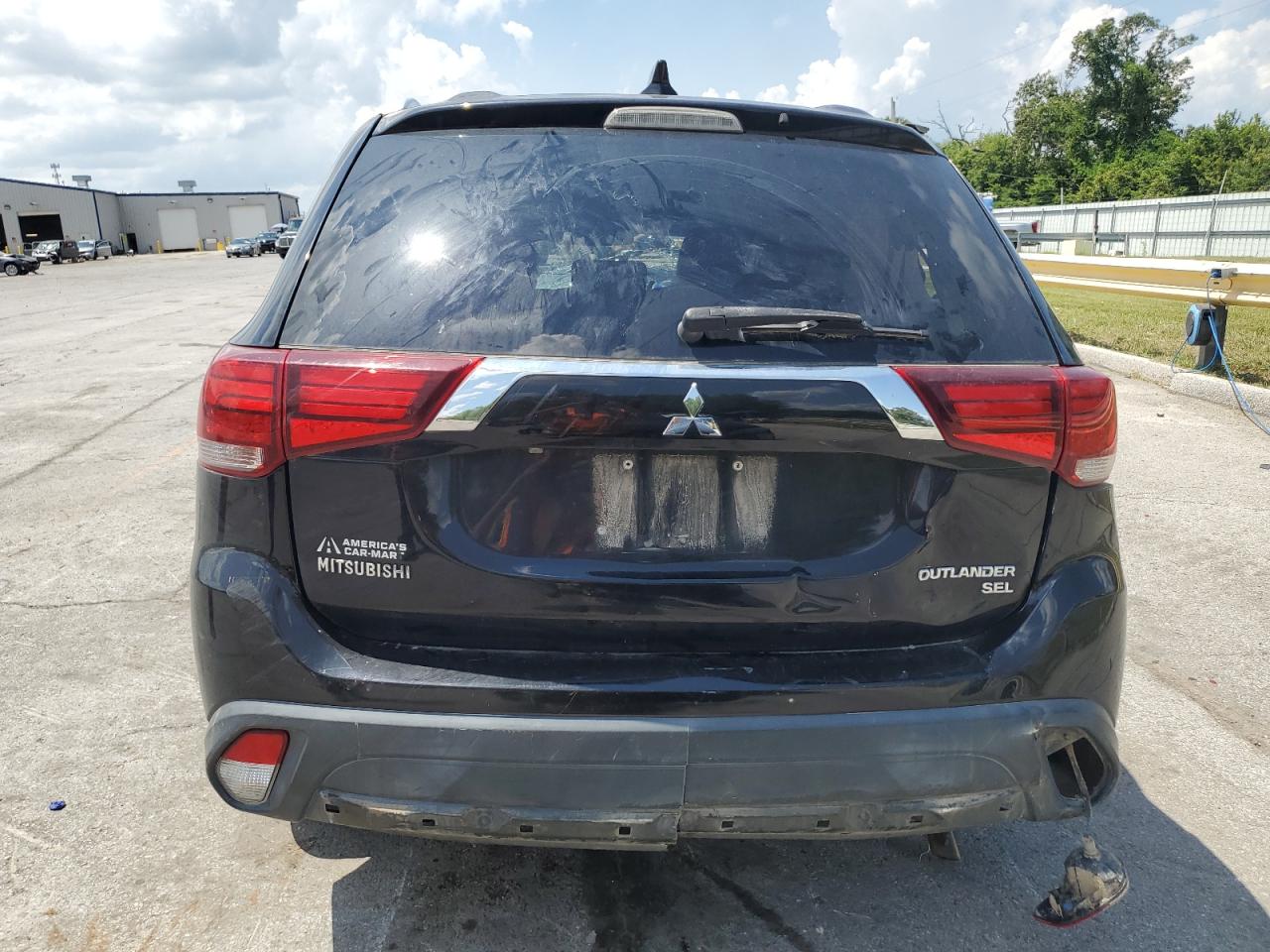 2018 MITSUBISHI OUTLANDER SE photo 11