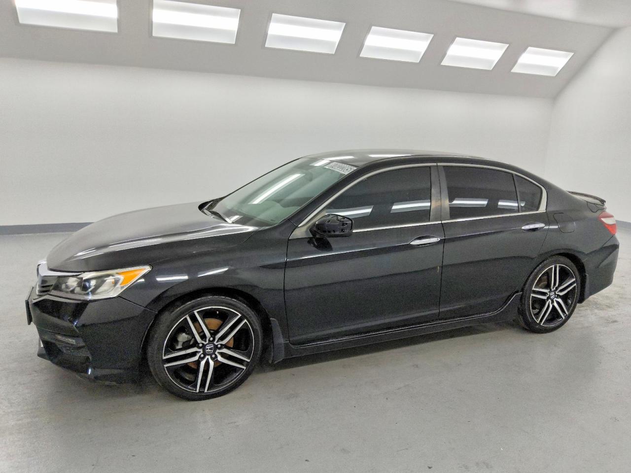 2017 HONDA ACCORD