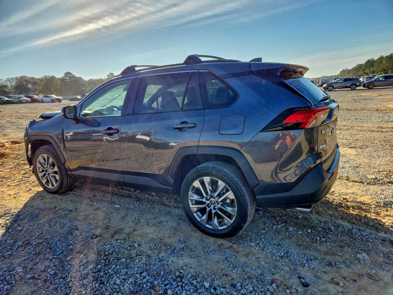 2025 TOYOTA RAV4 XLE PREMIUM photo 3