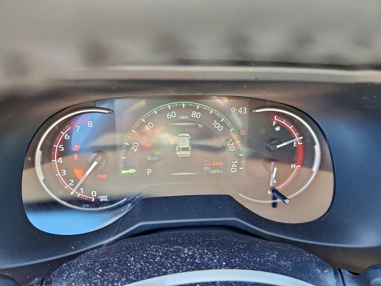 2025 TOYOTA RAV4 XLE PREMIUM photo 17
