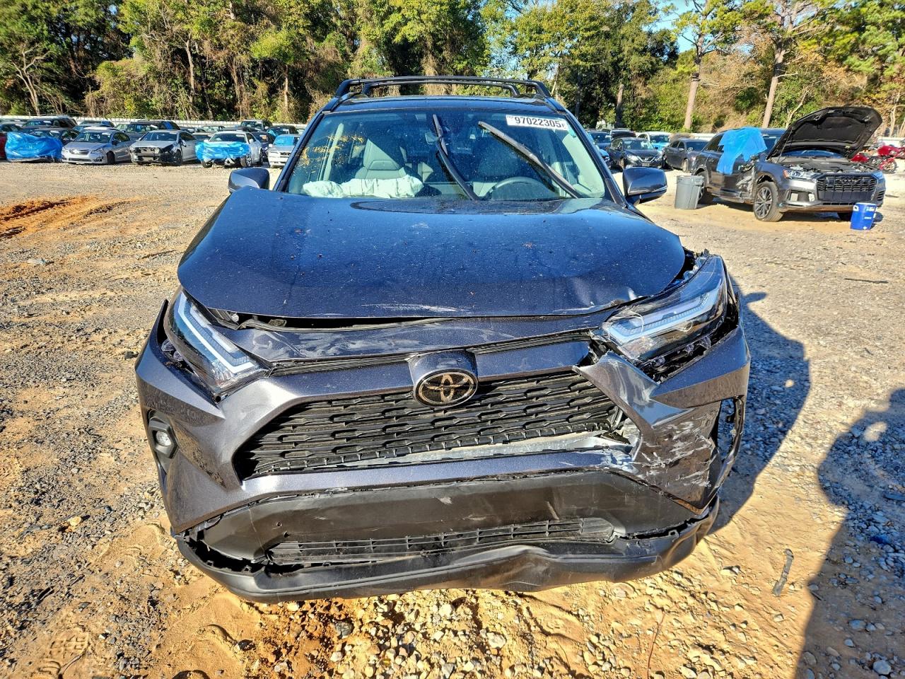 2025 TOYOTA RAV4 XLE PREMIUM photo 9