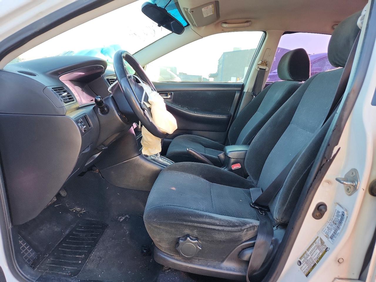 2004 TOYOTA COROLLA CE photo 13
