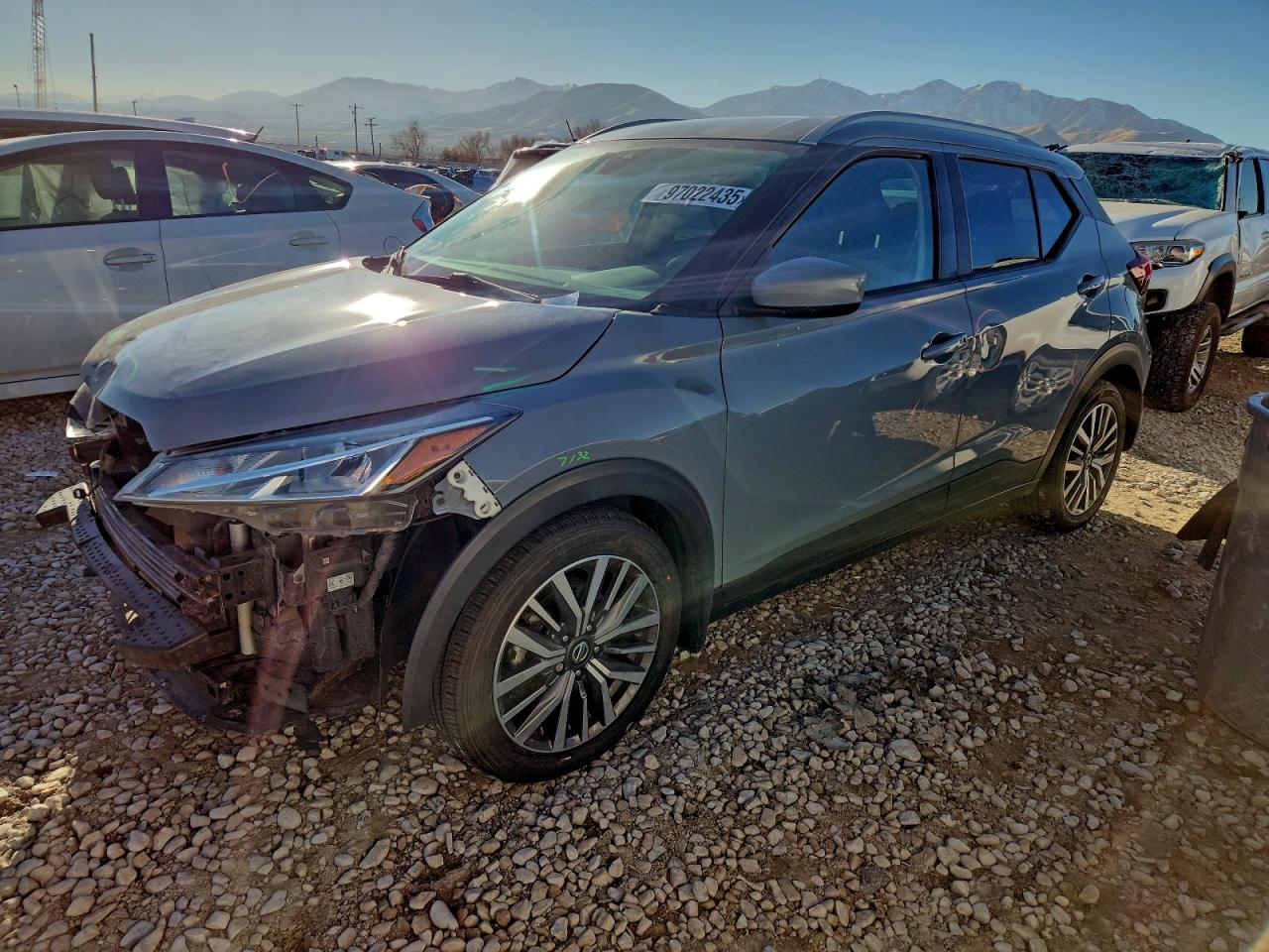 2021 NISSAN KICKS