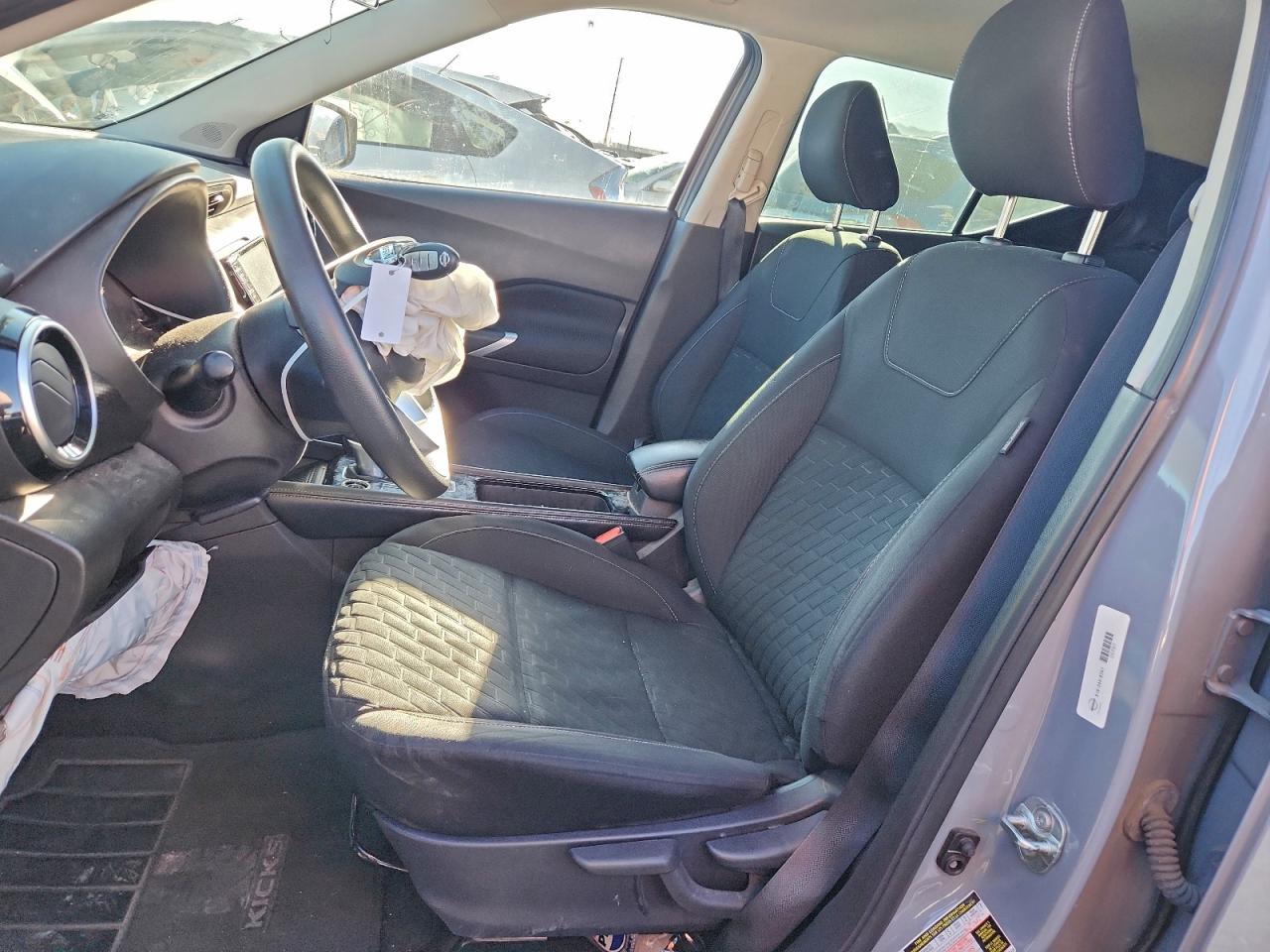2021 NISSAN KICKS SV photo 13