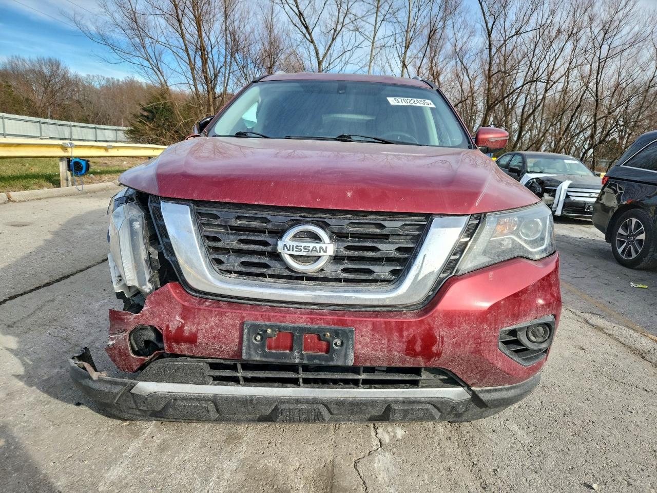 2017 NISSAN PATHFINDER S photo 5