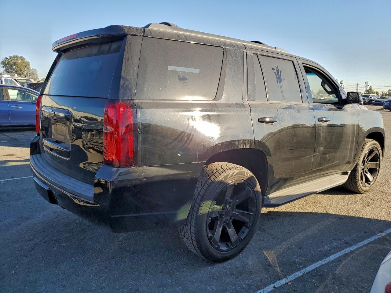 2017 CHEVROLET TAHOE C1500 LT photo 3