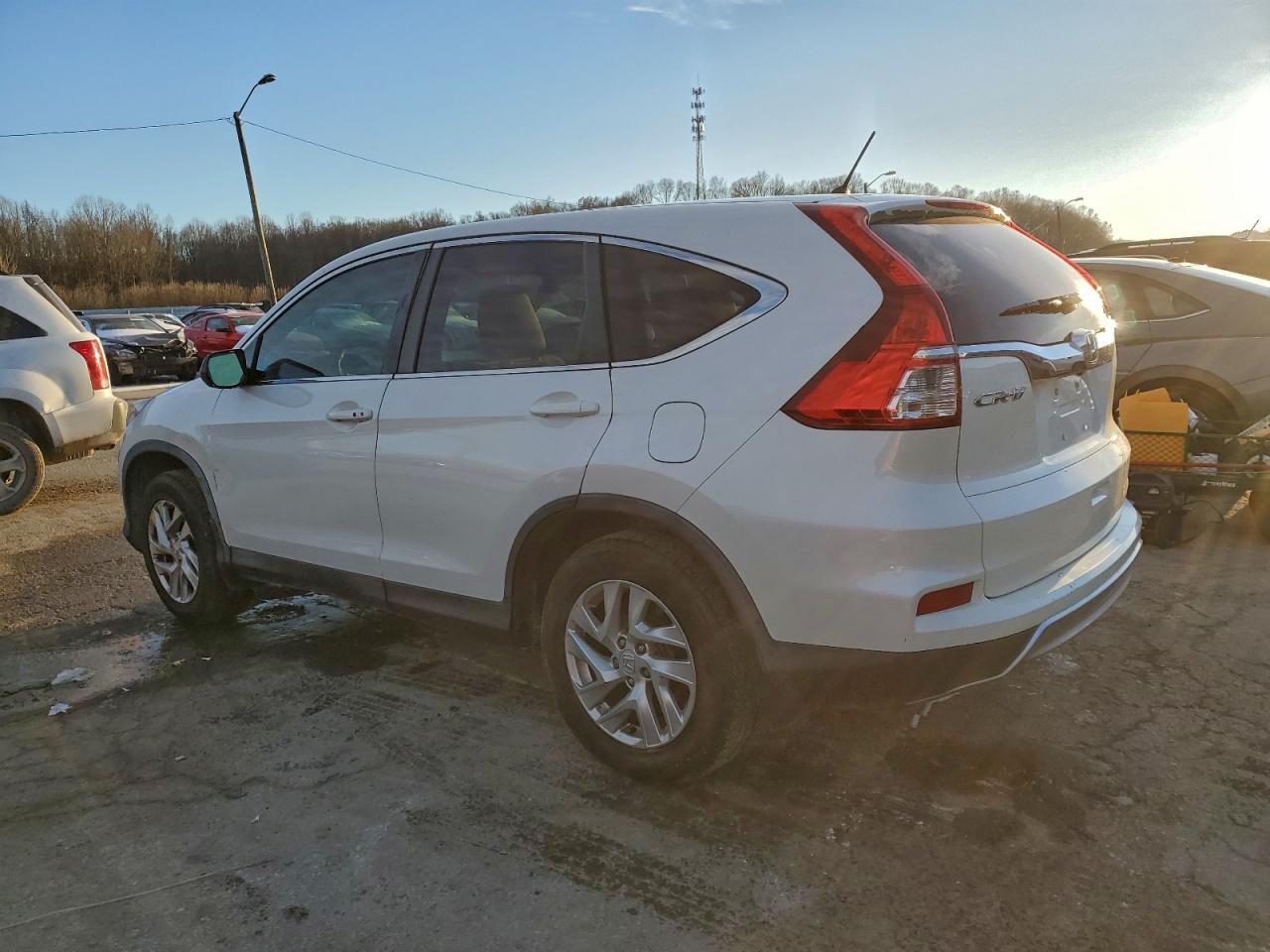 2015 HONDA CR-V EX photo 2