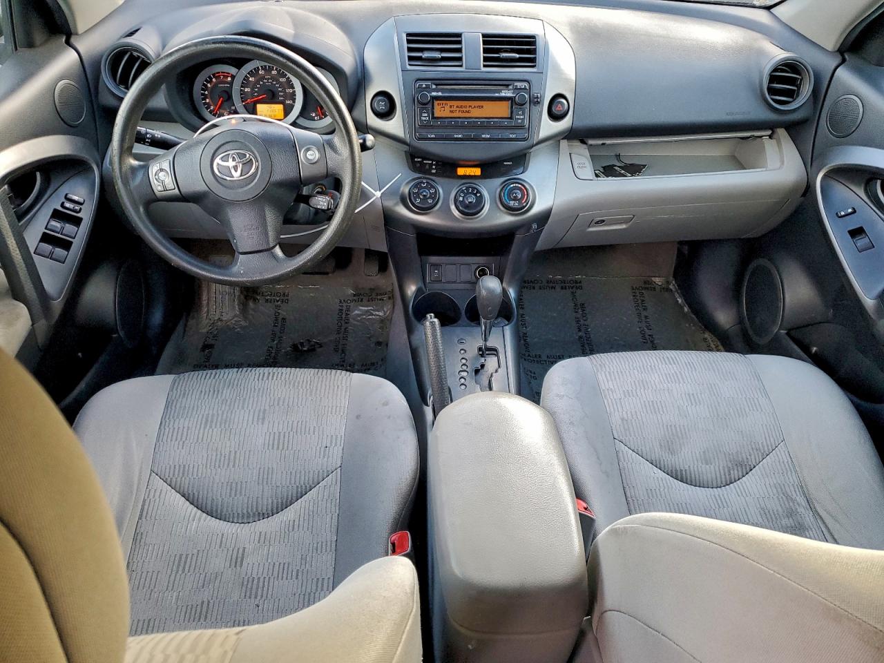 2012 TOYOTA RAV4 photo 8