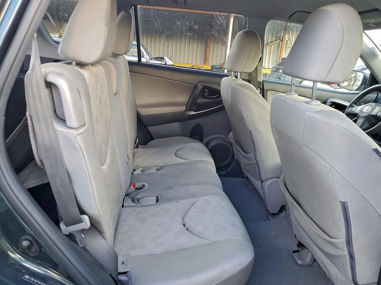 2012 TOYOTA RAV4 photo 10