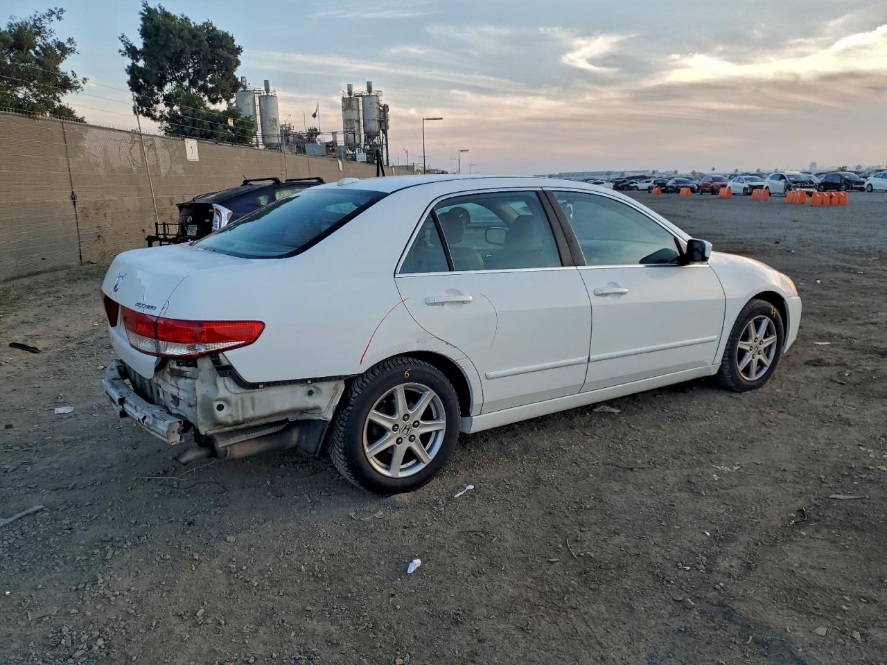2004 HONDA ACCORD EX photo 5