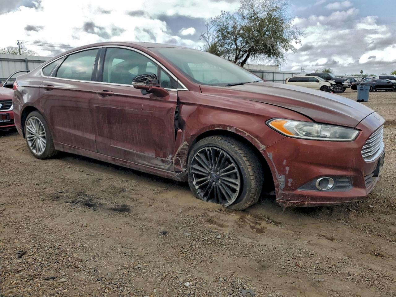 2016 FORD FUSION SE photo 7