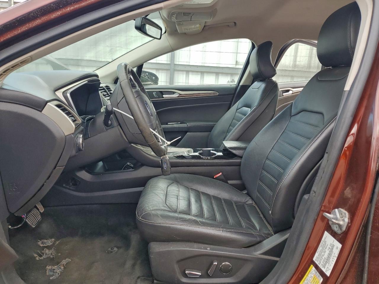 2016 FORD FUSION SE photo 13