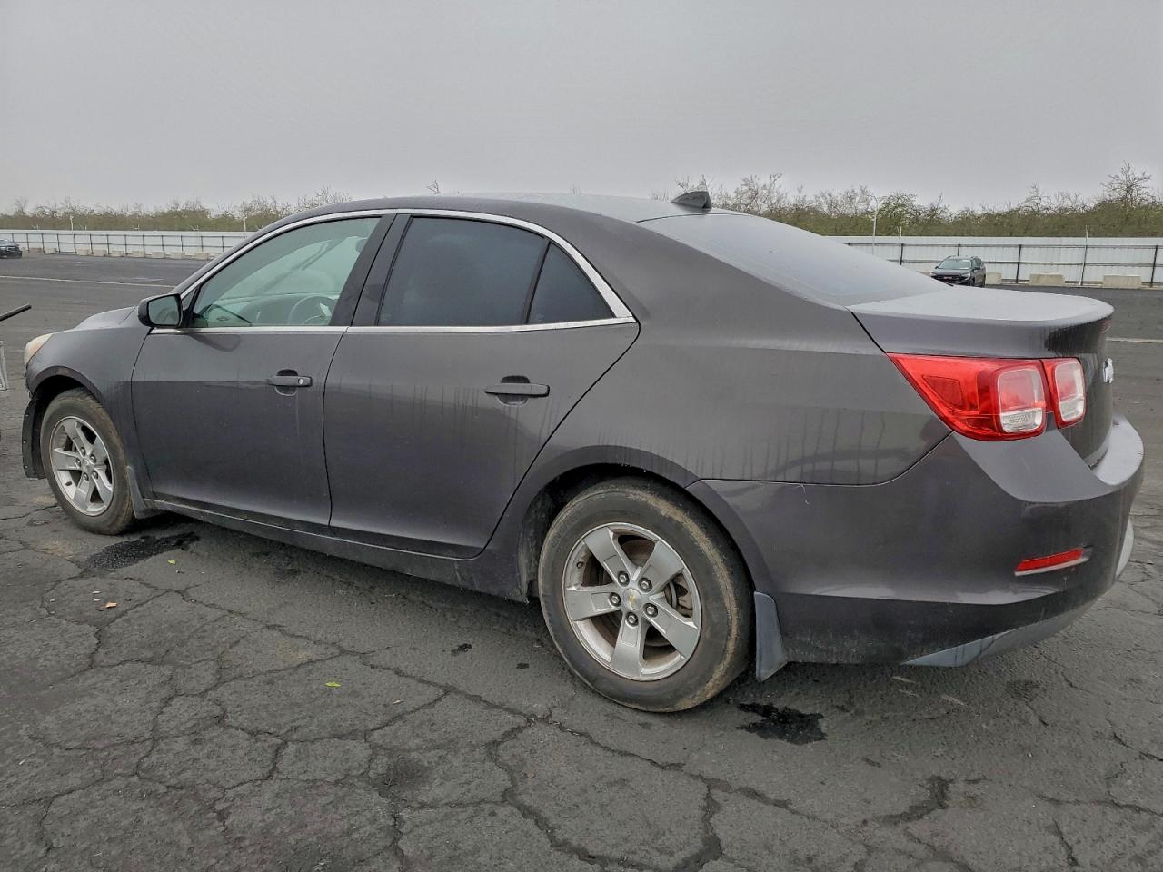 2013 CHEVROLET MALIBU LS photo 4