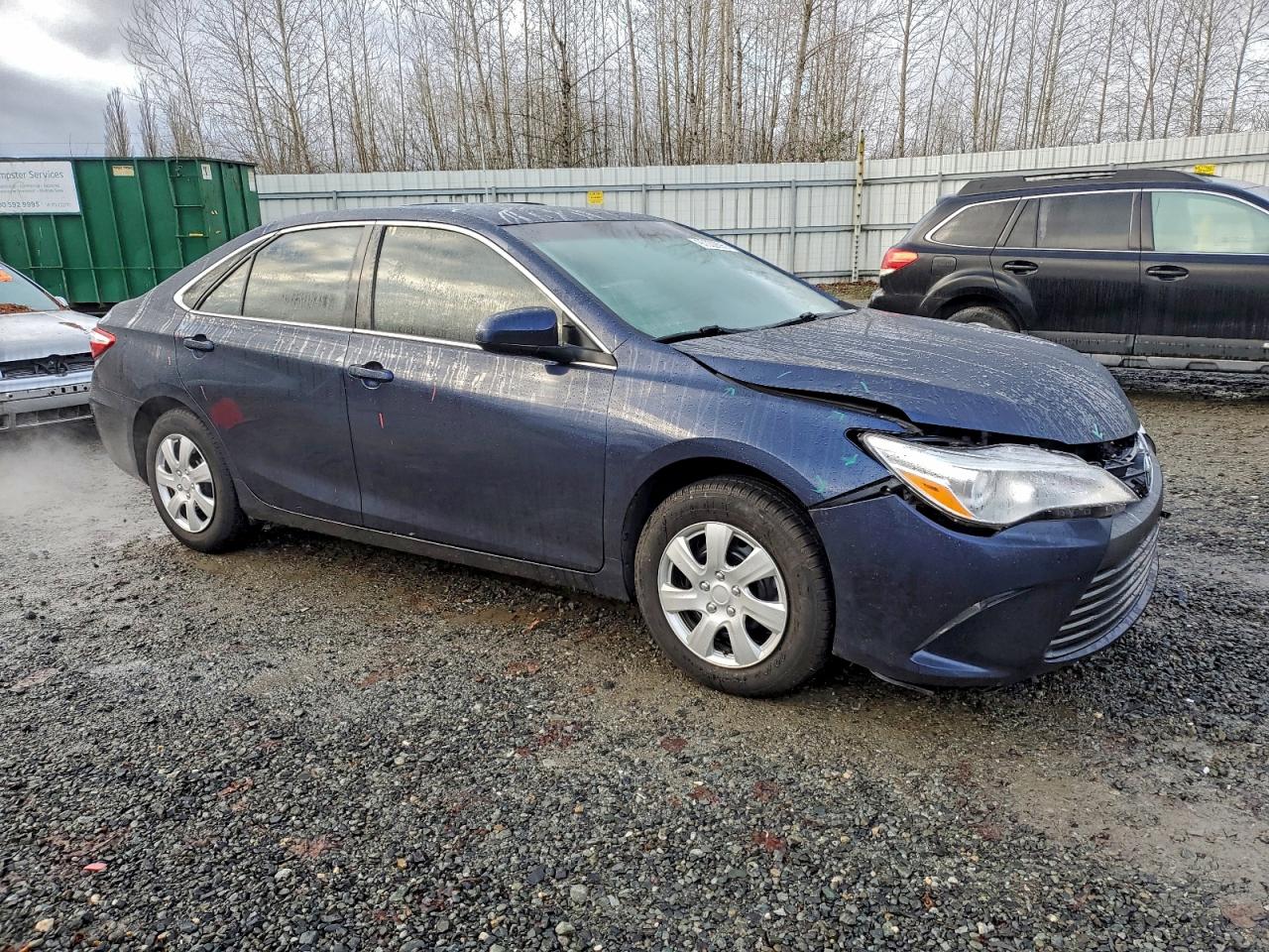 2017 TOYOTA CAMRY LE photo 4