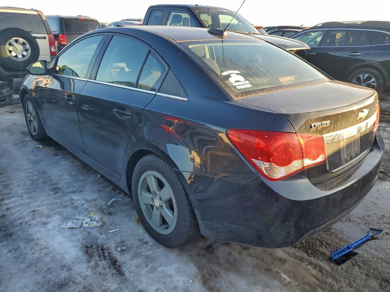 2015 CHEVROLET CRUZE LT photo 2