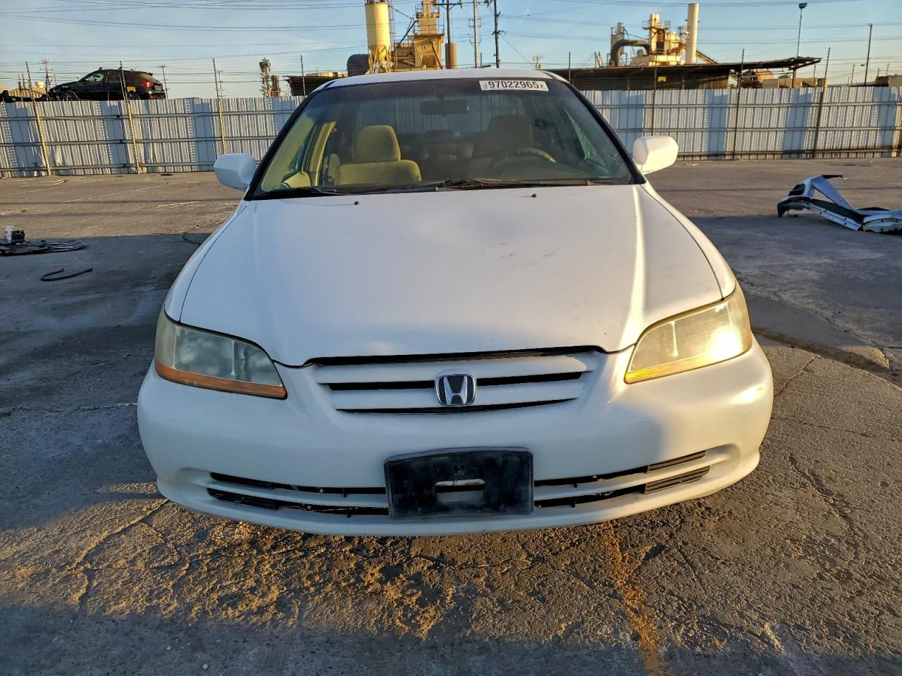 2002 HONDA ACCORD LX photo 5