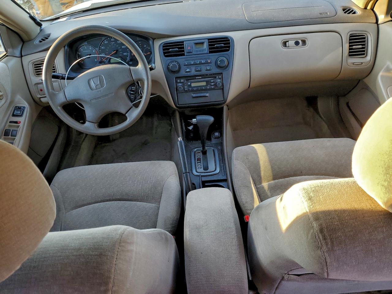 2002 HONDA ACCORD LX photo 8