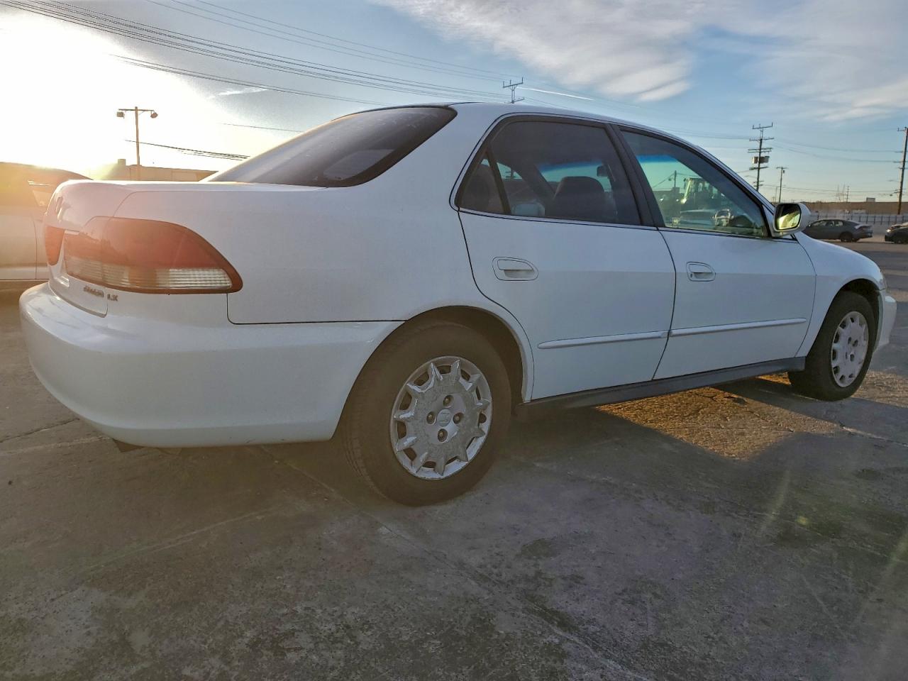 2002 HONDA ACCORD LX photo 3