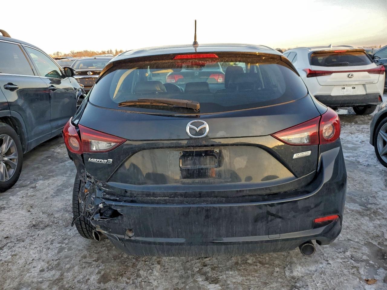 2017 MAZDA 3 TOURING photo 11