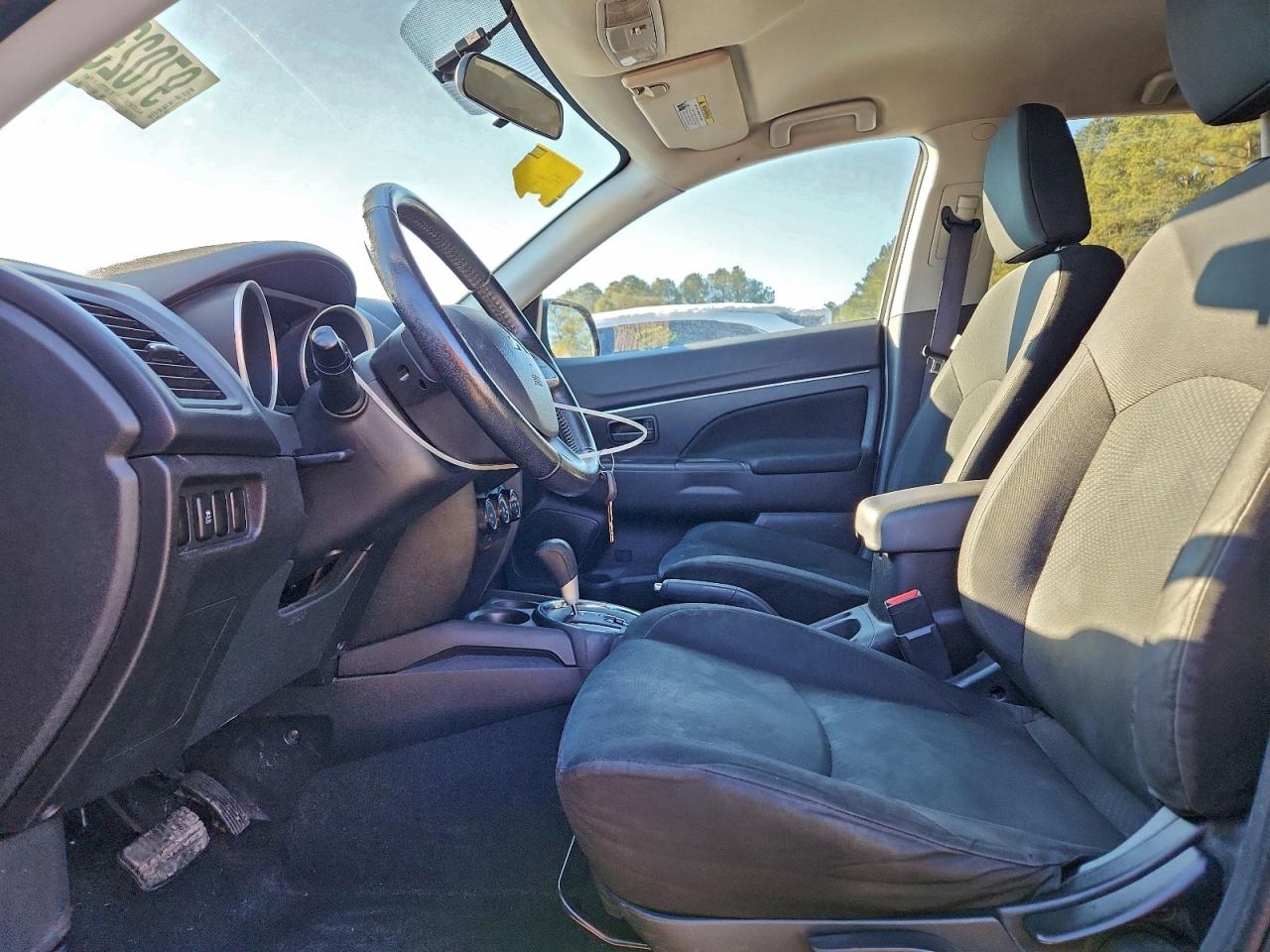 2015 MITSUBISHI OUTLANDER SPORT ES photo 13