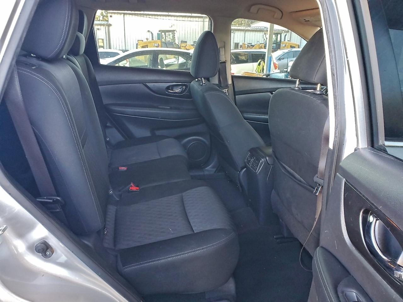 2018 NISSAN ROGUE S photo 19