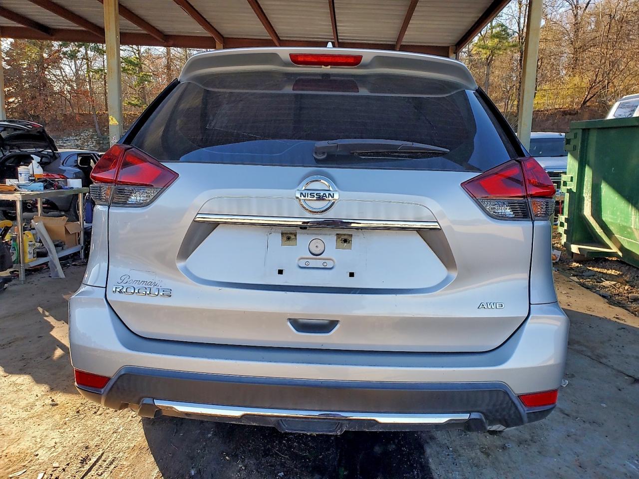 2018 NISSAN ROGUE S photo 11