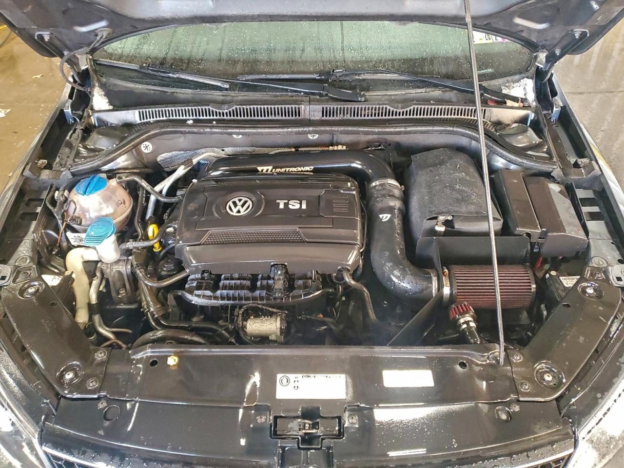 2014 VOLKSWAGEN JETTA GLI photo 31