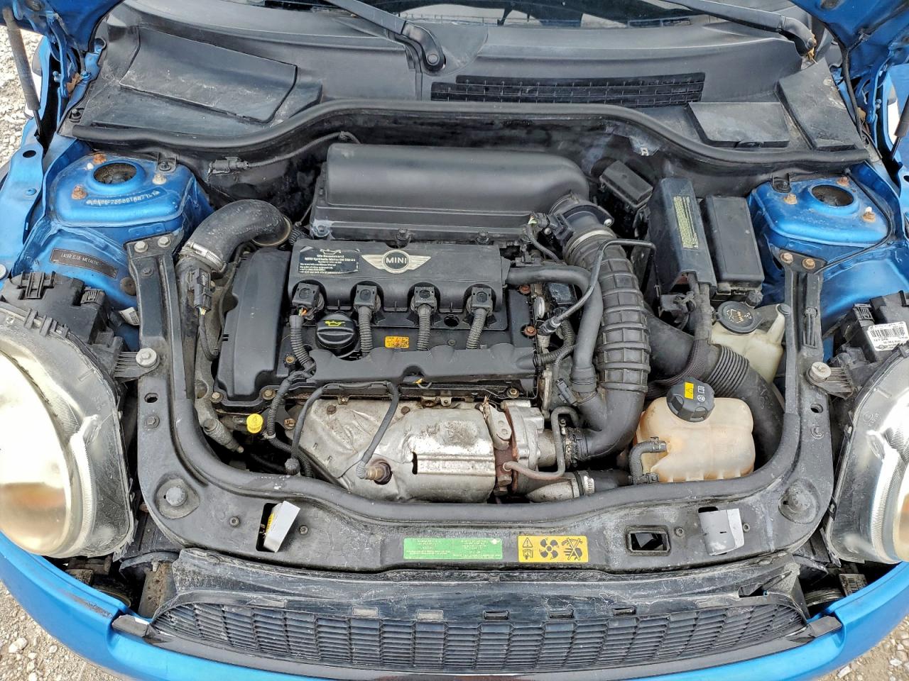 2009 MINI COOPER S photo 21