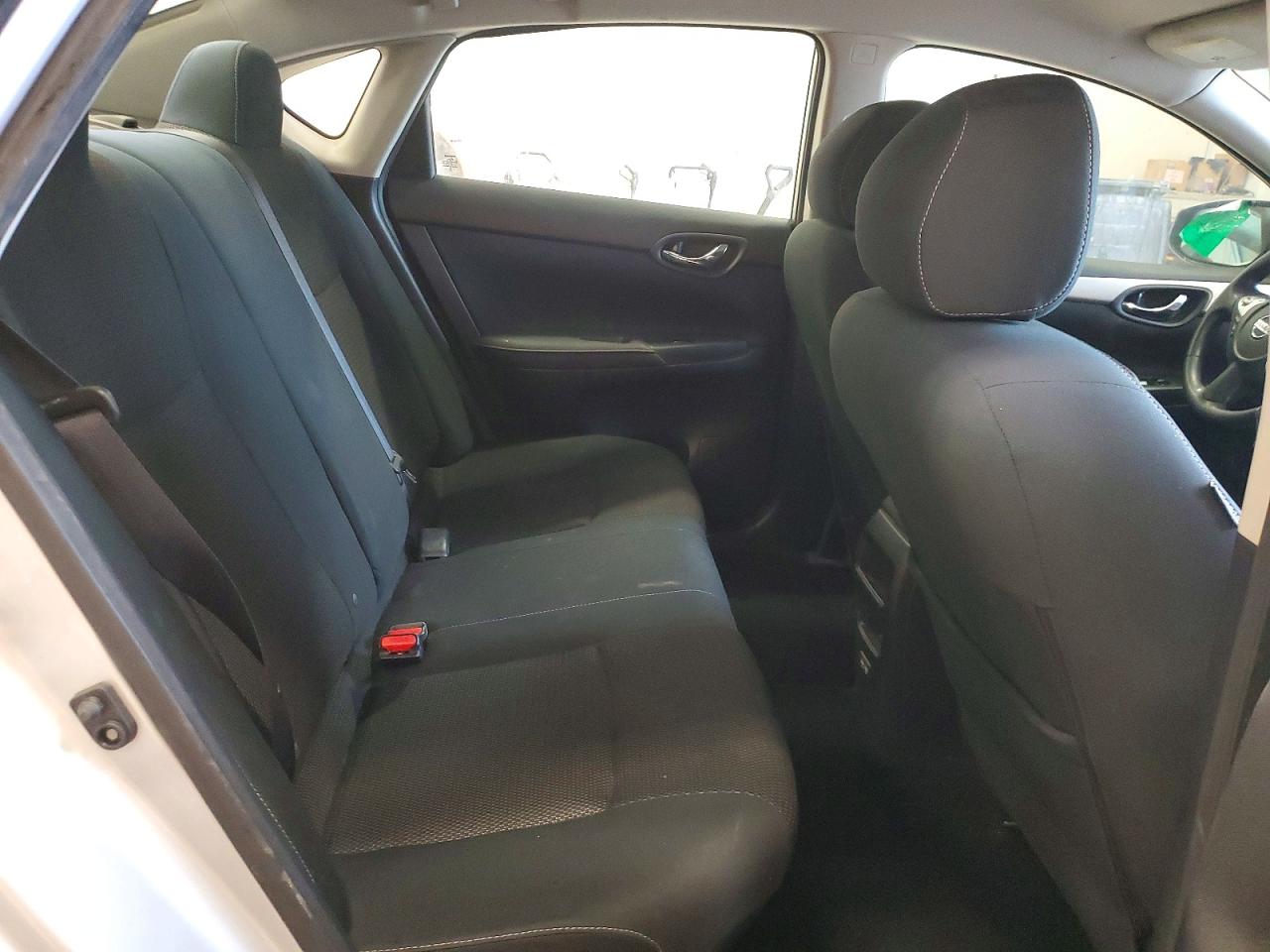 2019 NISSAN SENTRA S photo 19