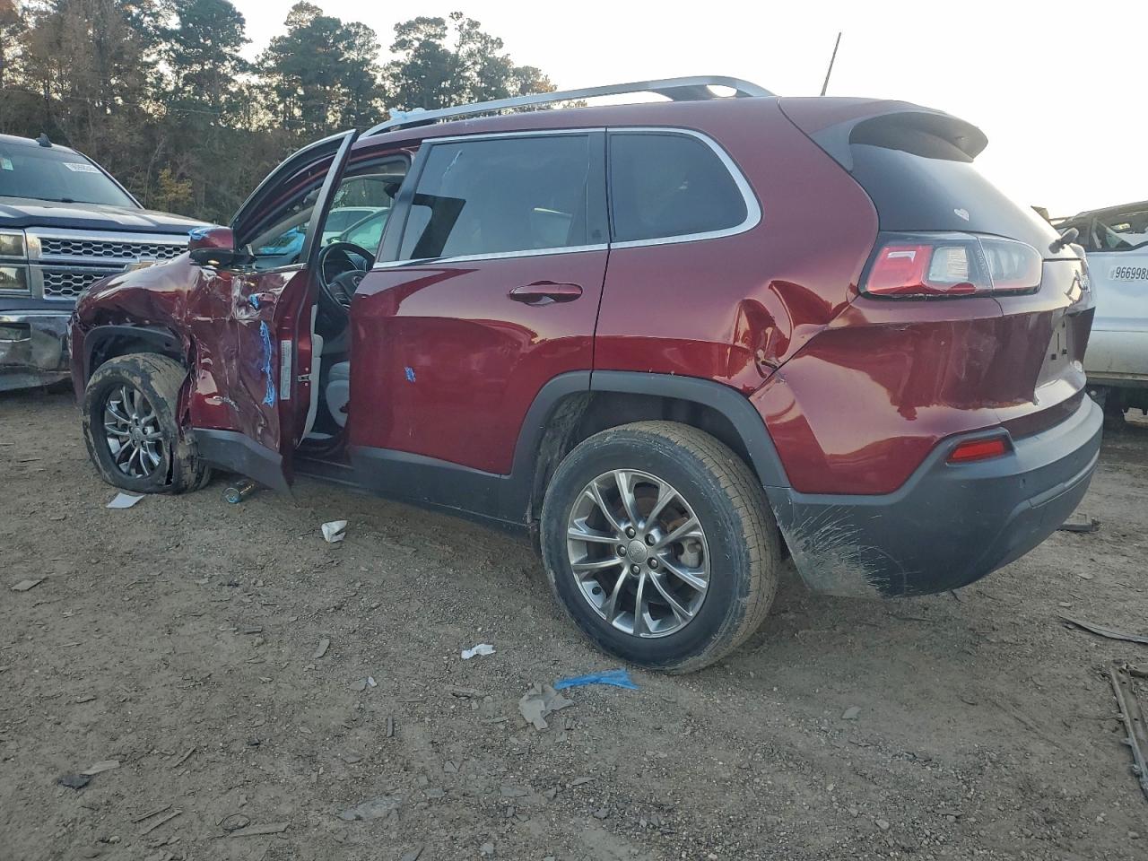 2021 JEEP CHEROKEE LATITUDE PLUS photo 3