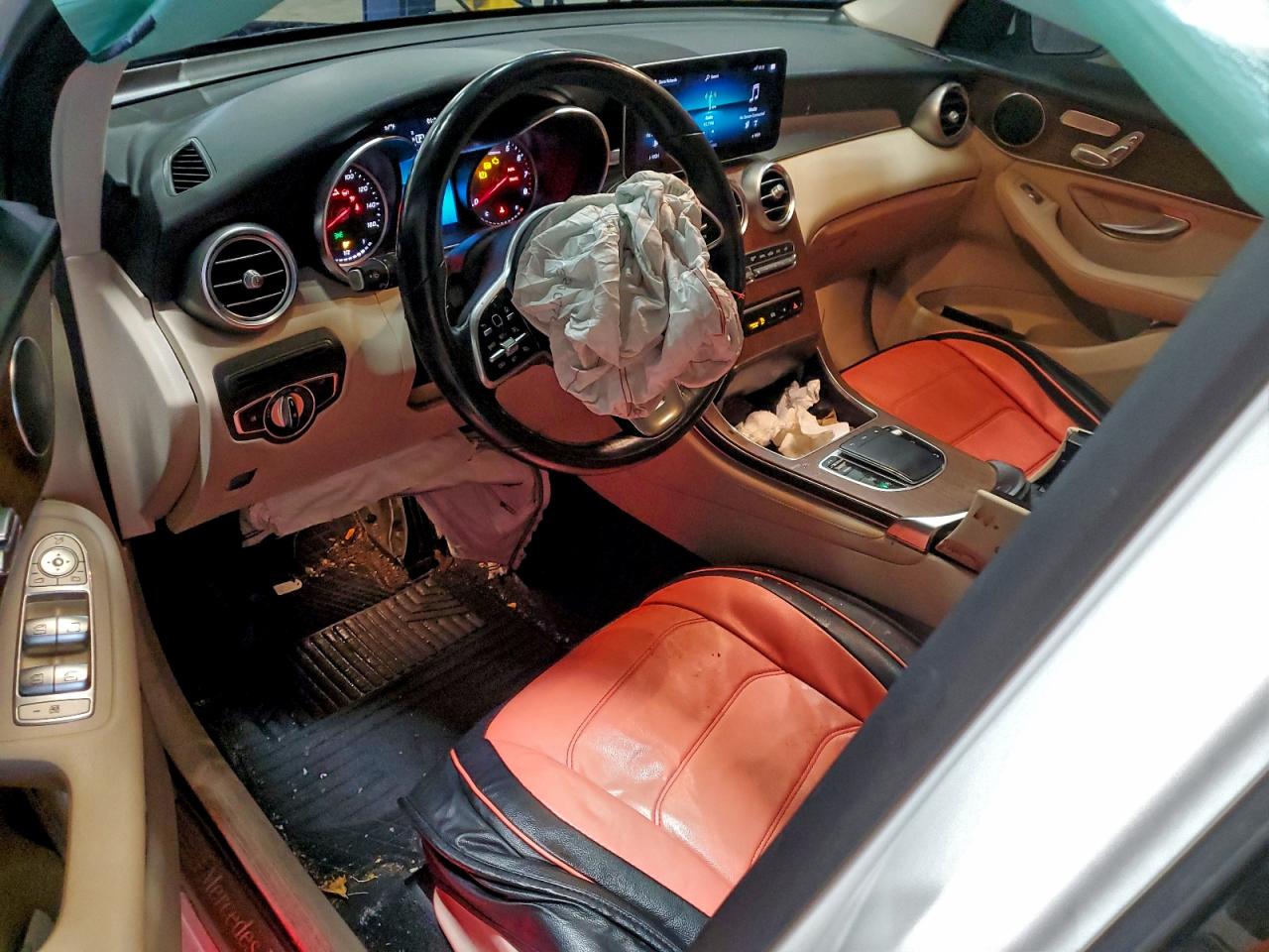 2020 MERCEDES-BENZ GLC 300 4MATIC photo 15