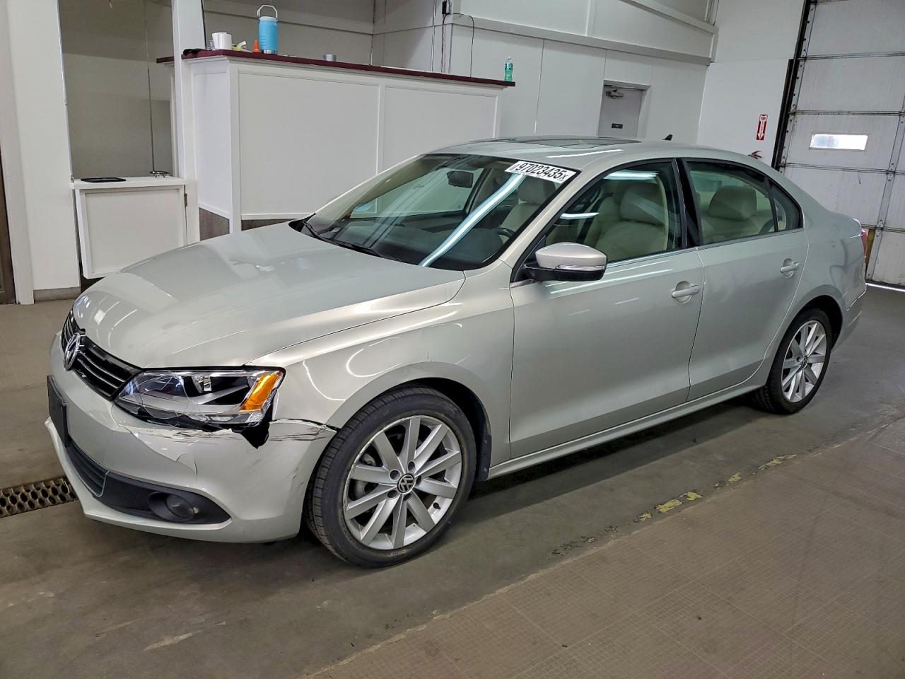 2011 VOLKSWAGEN JETTA