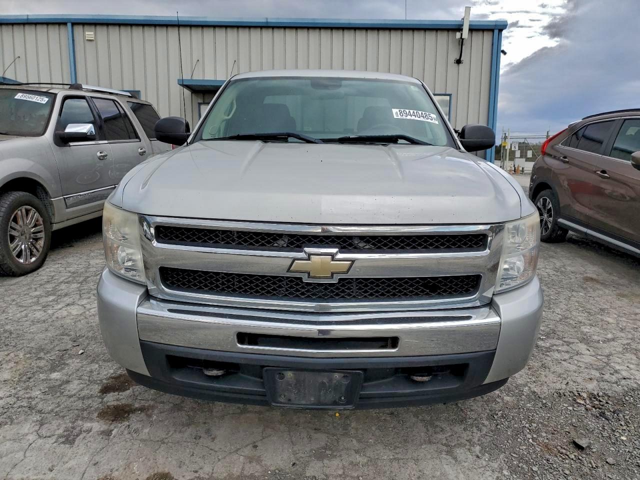 2010 CHEVROLET SILVERADO K1500 LT photo 9