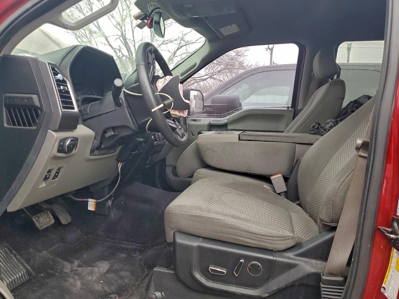 2015 FORD F150 SUPERCREW photo 19