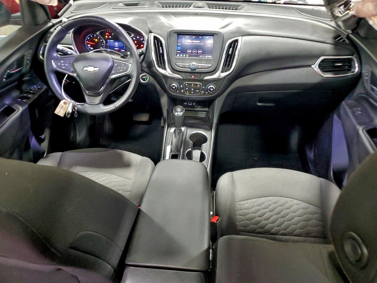2020 CHEVROLET EQUINOX LT photo 8