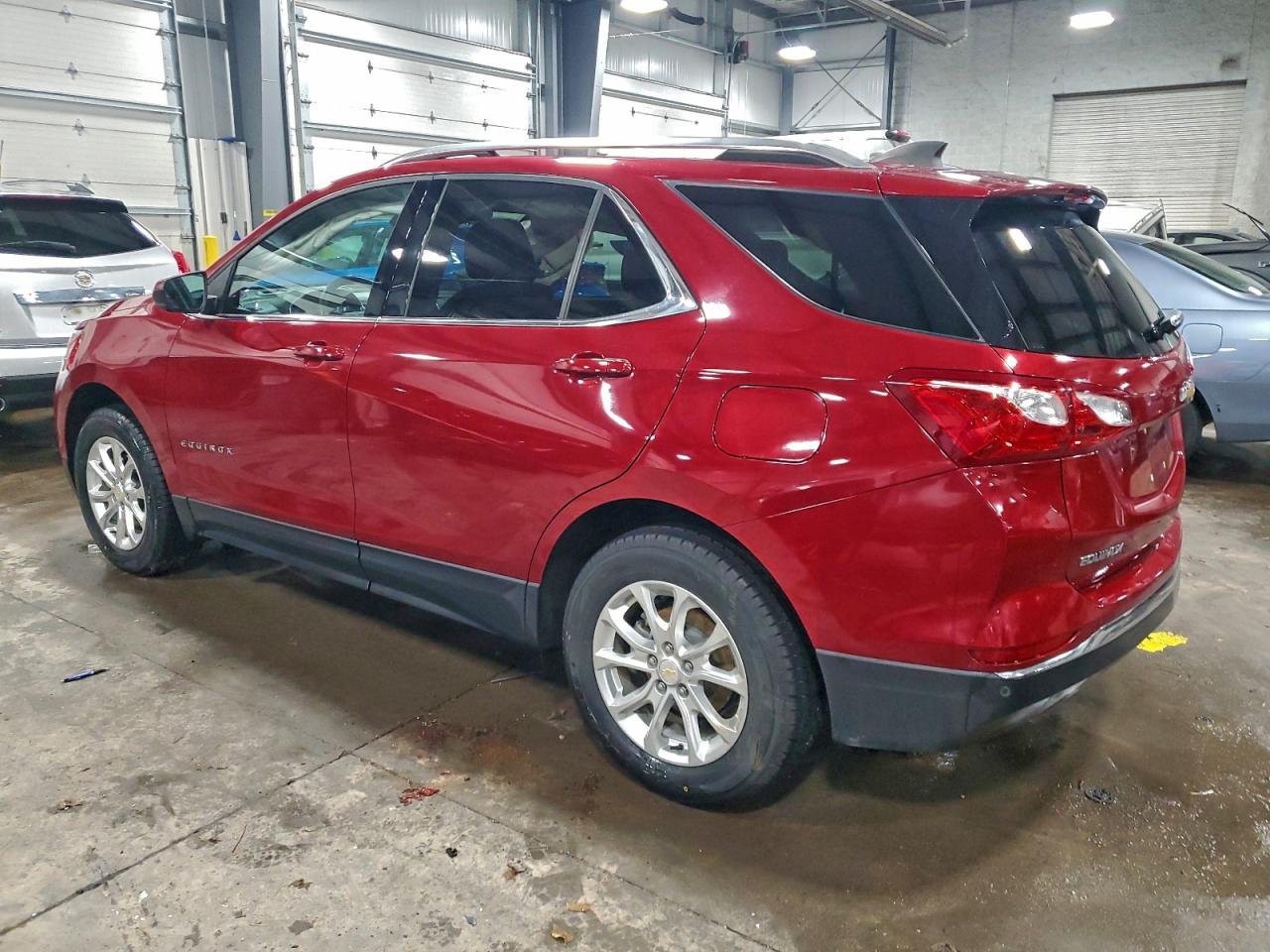 2020 CHEVROLET EQUINOX LT photo 2