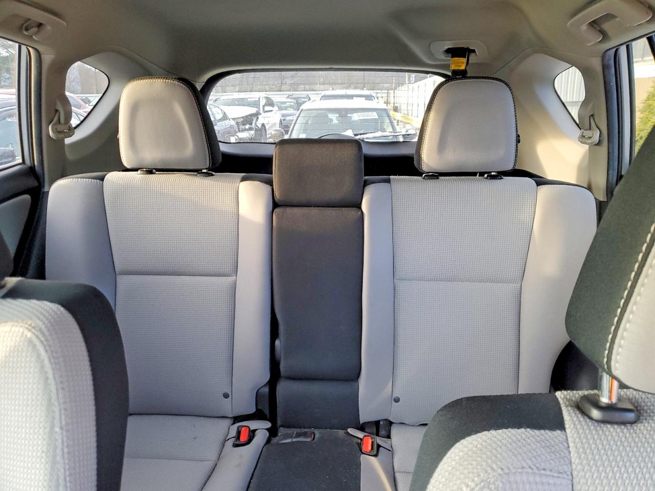 2017 TOYOTA RAV4 XLE photo 10