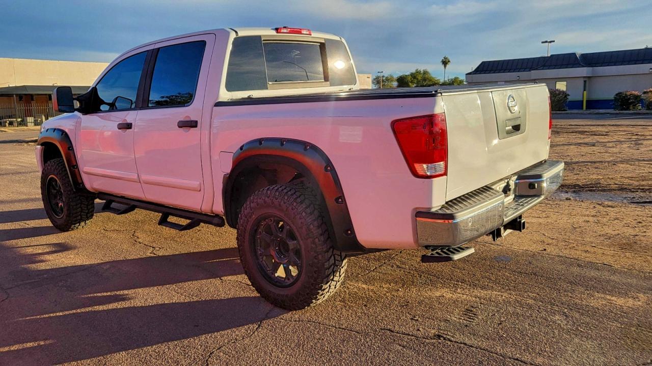 2011 NISSAN TITAN S photo 5