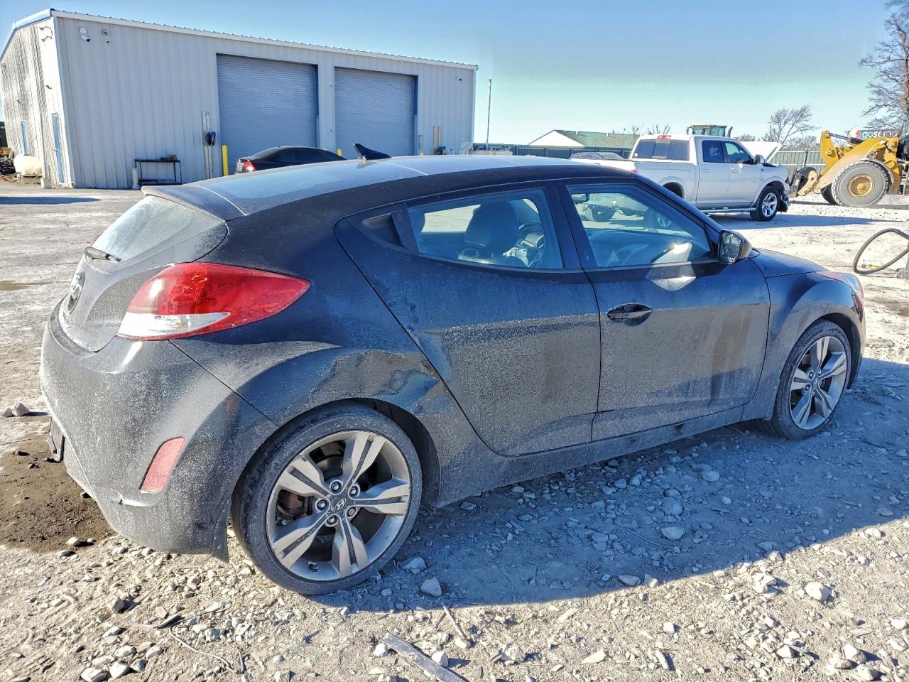 2013 HYUNDAI VELOSTER photo 5
