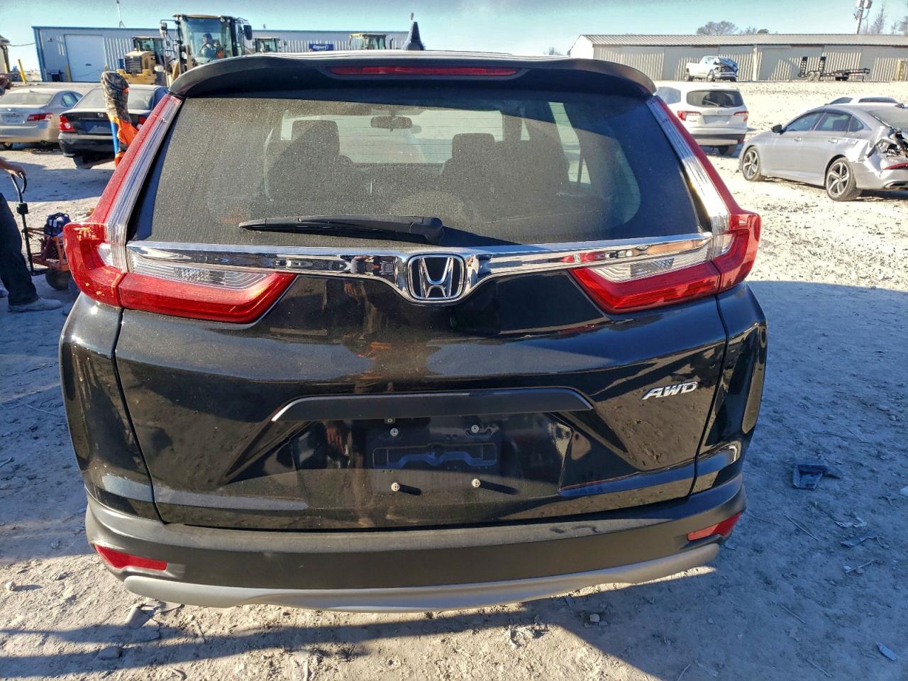 2018 HONDA CR-V LX photo 6