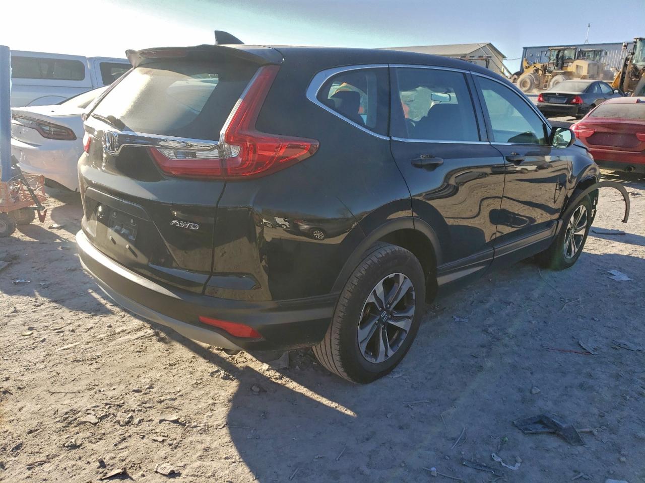 2018 HONDA CR-V LX photo 3